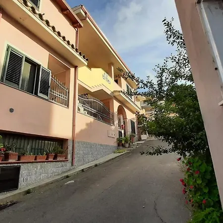 Сasa de vacaciones Ely's Flat *